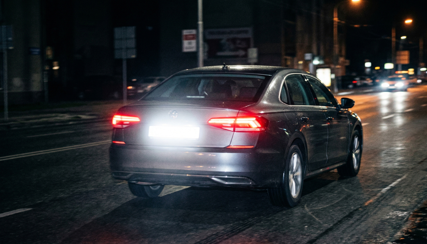 Night Driving Experiment: Do Cameras Still Detect Plates